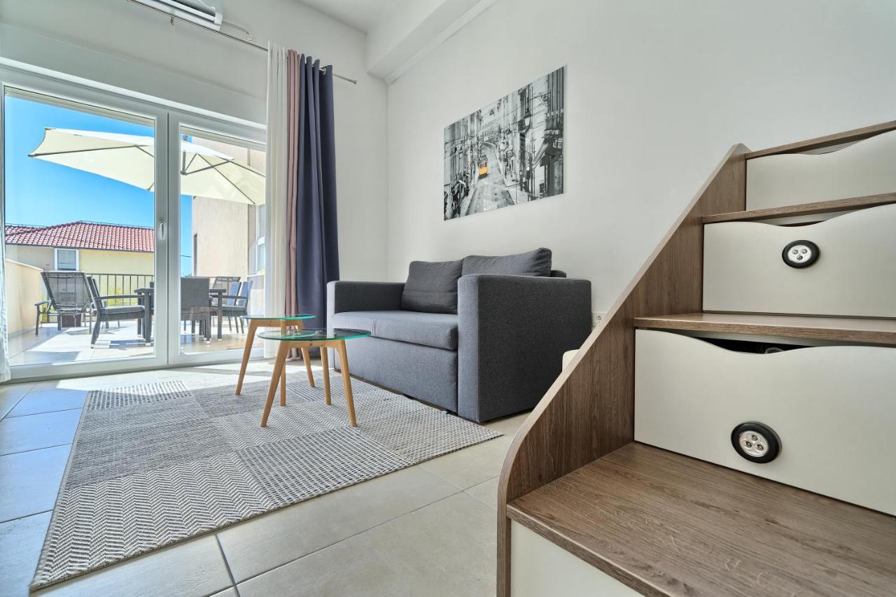 Modern Apartments With Sea View 150 Meters To Beach Kastela Bagian luar foto