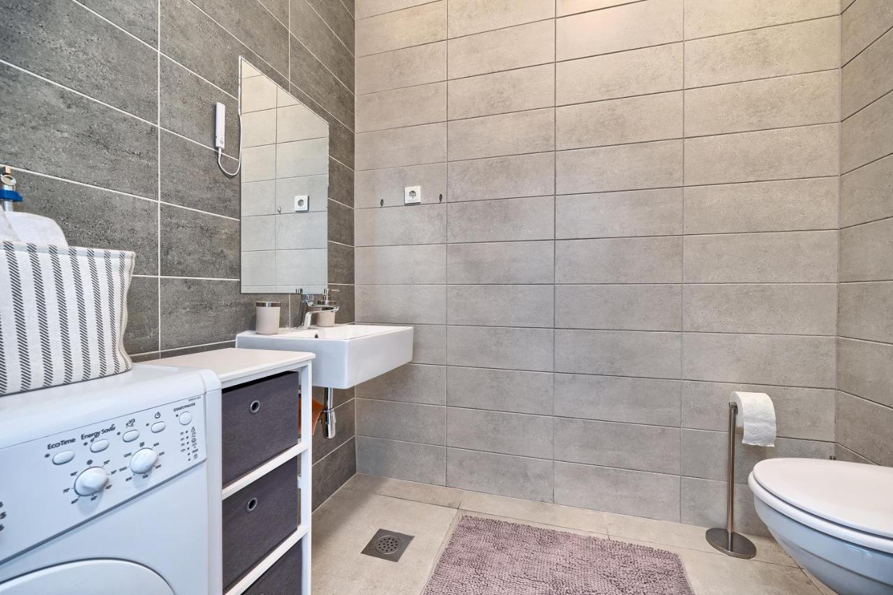 Modern Apartments With Sea View 150 Meters To Beach Kastela Bagian luar foto
