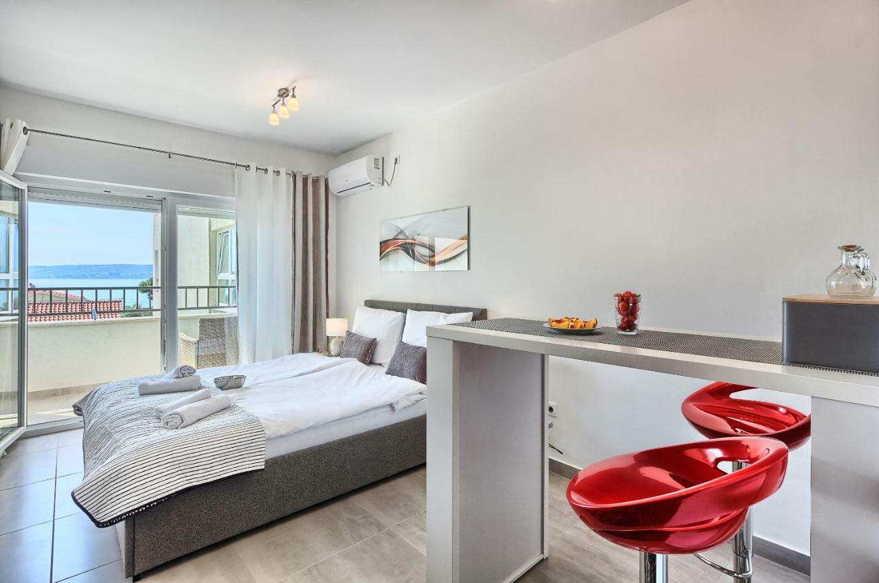 Modern Apartments With Sea View 150 Meters To Beach Kastela Bagian luar foto