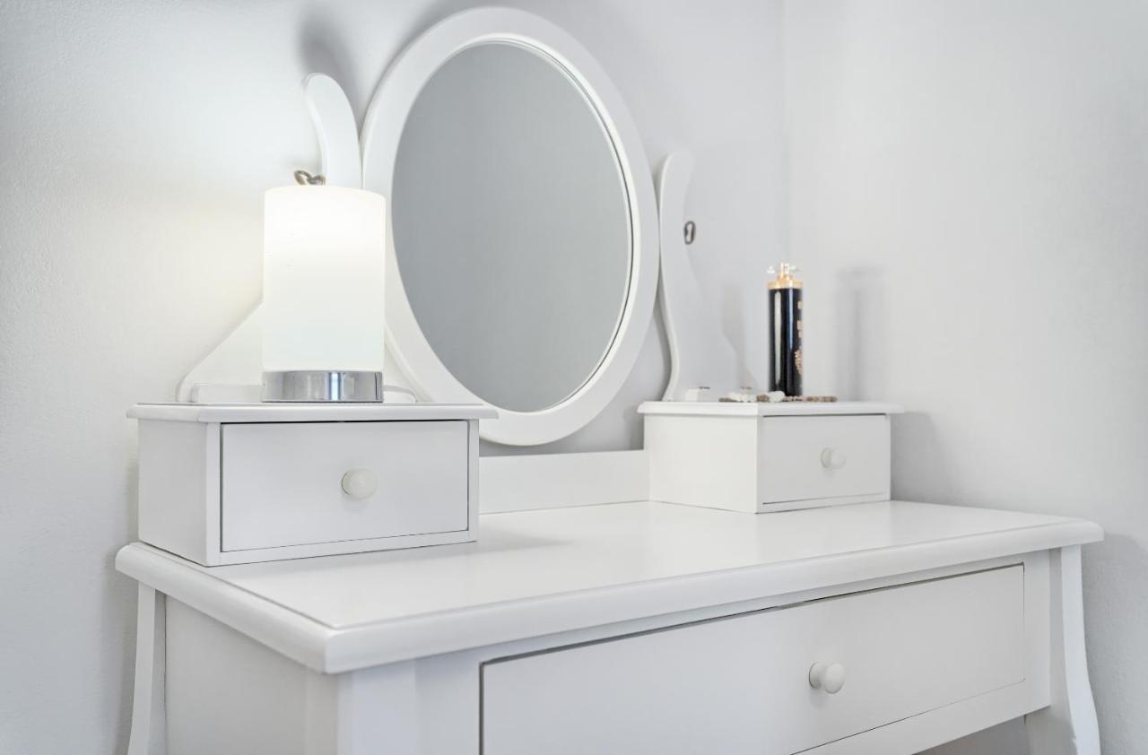 Modern Apartments With Sea View 150 Meters To Beach Kastela Bagian luar foto