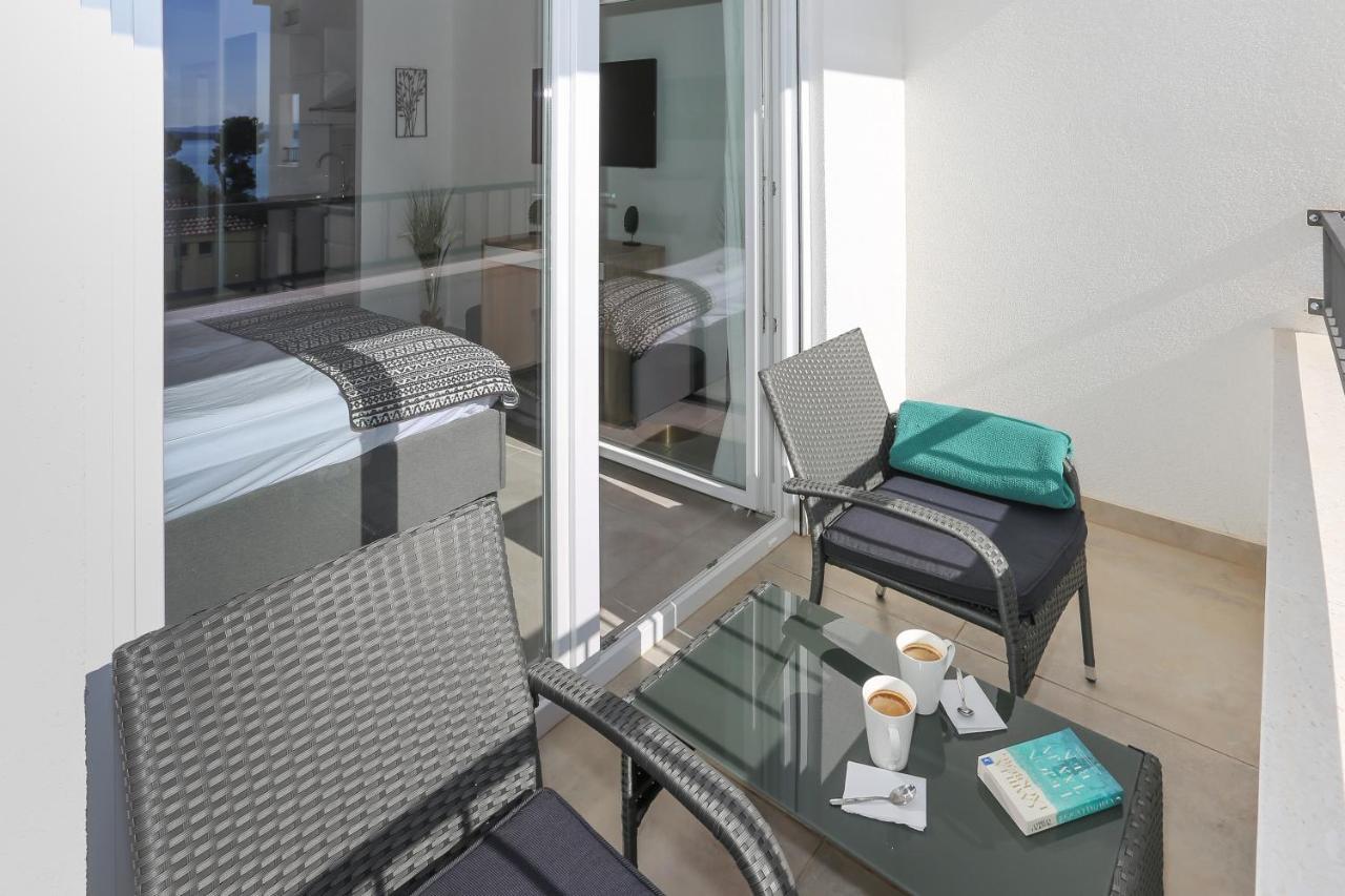 Modern Apartments With Sea View 150 Meters To Beach Kastela Bagian luar foto